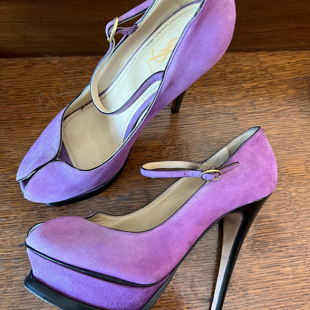 Yves St. Laurent “Tribute to Mary Jane” Platform Pumps